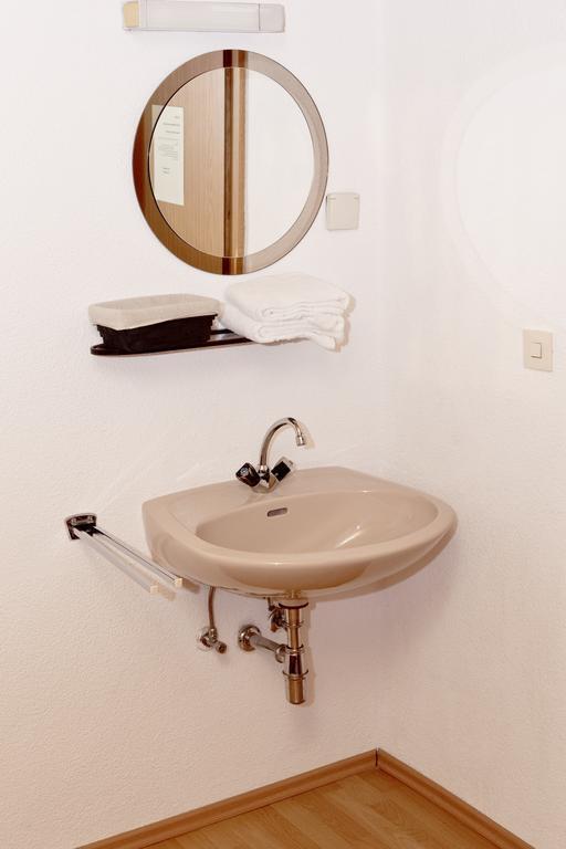 Altes Almhaus Hotel Maria Lankowitz Room photo