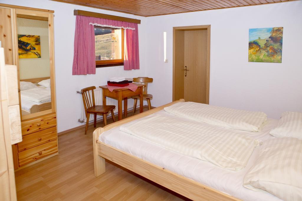 Altes Almhaus Hotel Maria Lankowitz Room photo