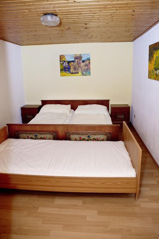 Altes Almhaus Hotel Maria Lankowitz Room photo